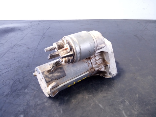 233003329R Nissan/Infiniti