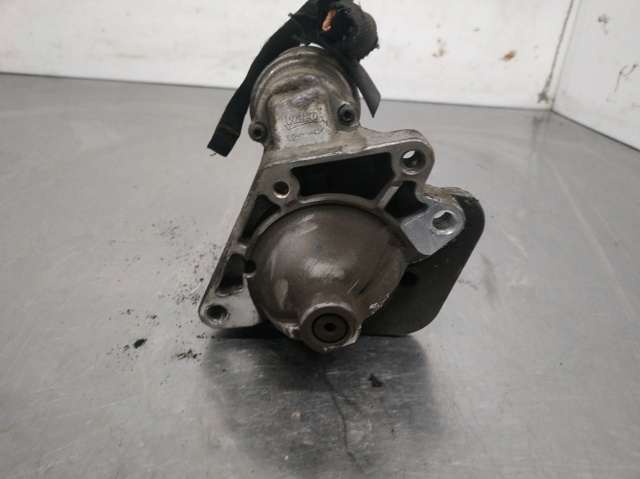 233003329R Renault (RVI)