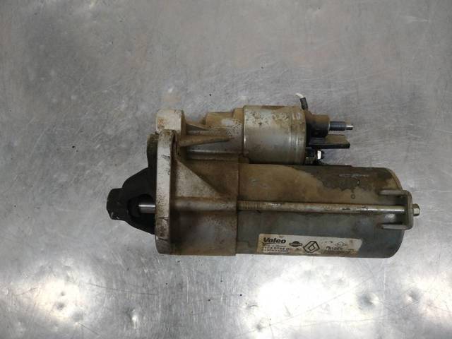 233003329R Renault (RVI)