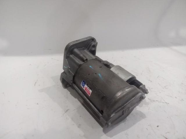 Rozrusznik 233004868R RENAULT