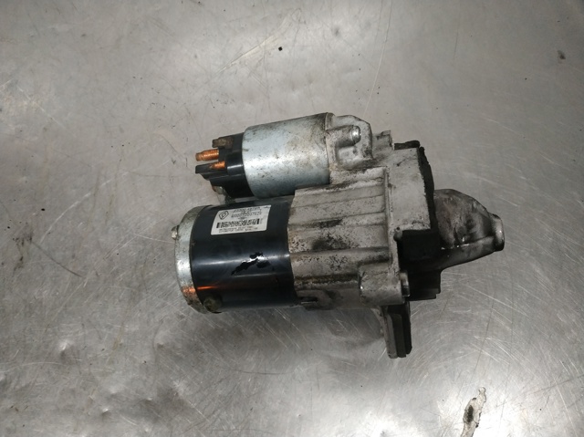 Rozrusznik 233004979R NISSAN