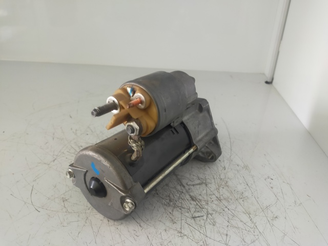 Rozrusznik 233006508R RENAULT