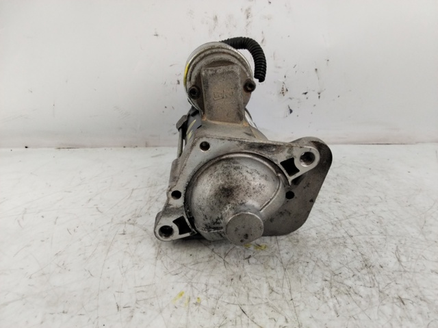 233007689R Renault (RVI)