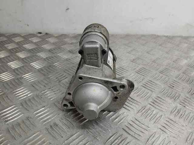 233007689R Renault (RVI)