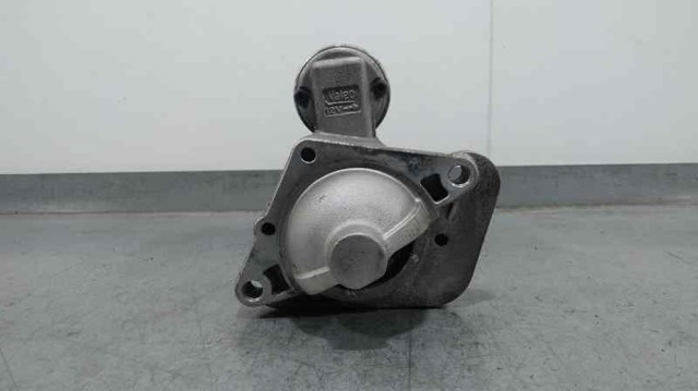 233007689R Renault (RVI)