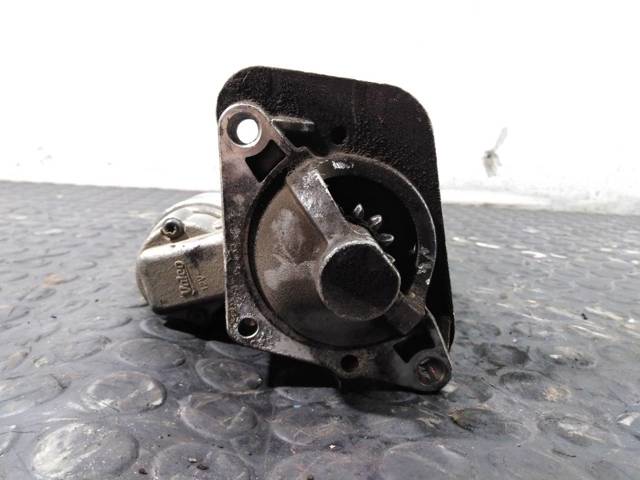 233007689R Renault (RVI)