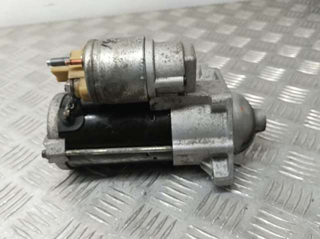 233007689R Renault (RVI)