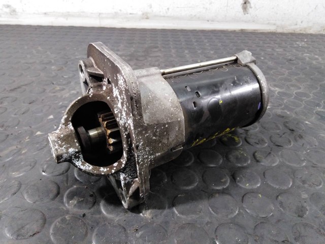 233007689R Renault (RVI)