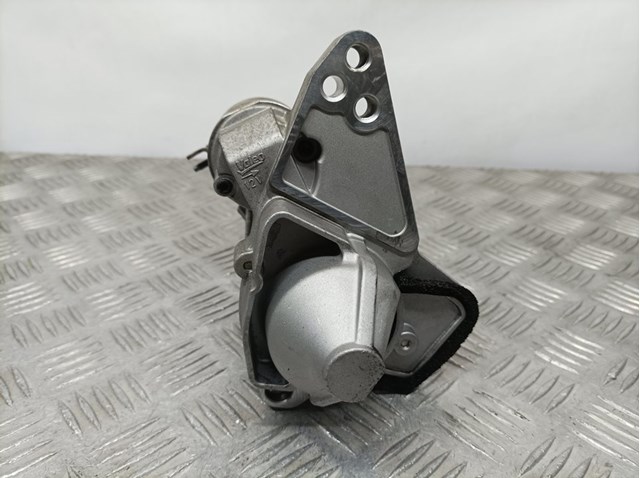 Rozrusznik 233007970R RENAULT