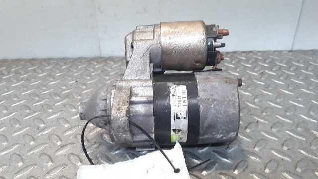 Rozrusznik 233009F660 NISSAN