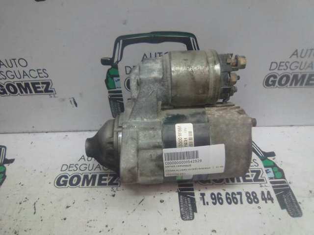 Rozrusznik 233009F661 NISSAN