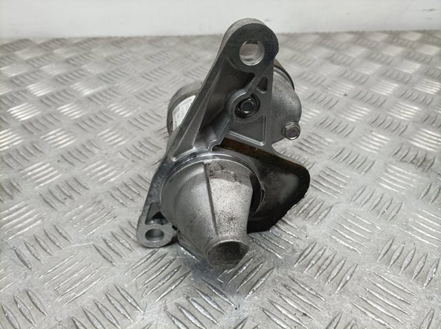 Rozrusznik 23300CK800 RENAULT