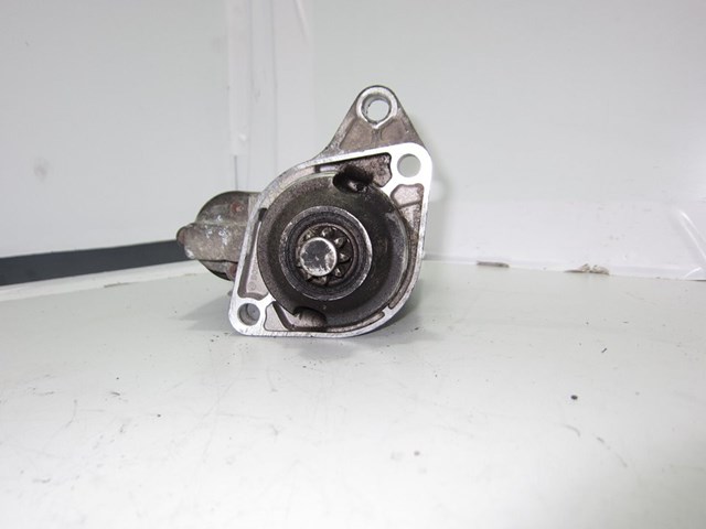 Rozrusznik 2339303222722 VAG