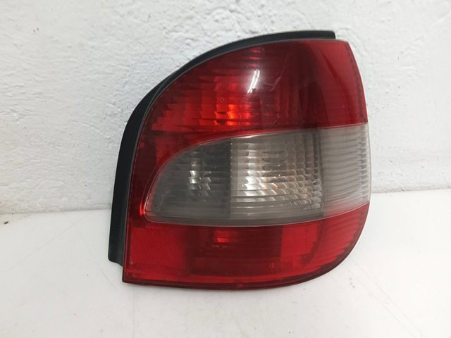 Lampa zespolona tylna prawa 2341D RENAULT
