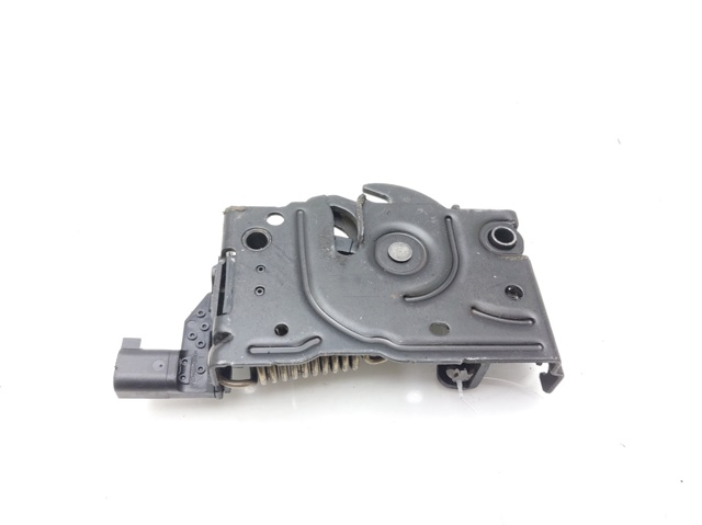 Zamek maski do Ford Focus HP