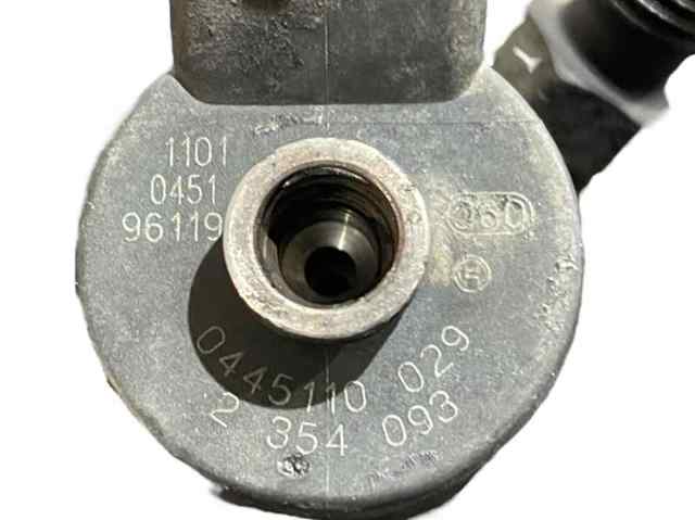 Wtryskiwacz paliwa 2354093 BMW