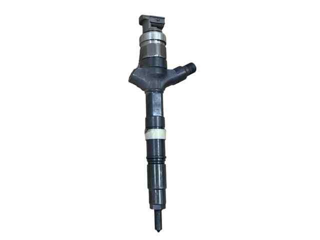 Wtryskiwacz paliwa 236700G010 TOYOTA