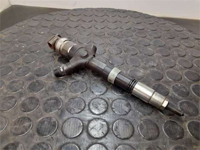 236700G010 Toyota