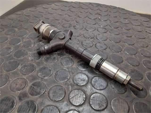 236700G010 Toyota