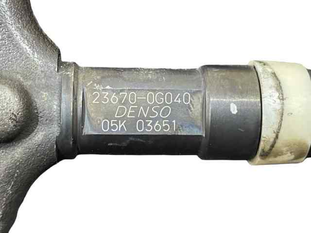 Wtryskiwacz paliwa 236700G040 TOYOTA