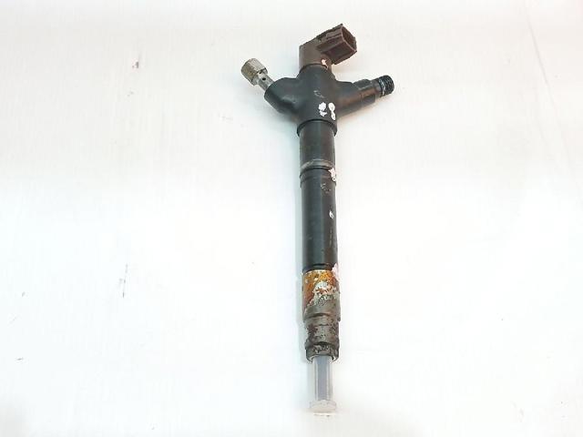 Wtryskiwacz paliwa 236700R100 TOYOTA