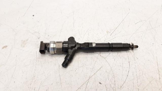 Wtryskiwacz paliwa 2367030080 TOYOTA