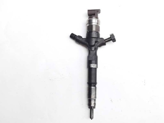 Wtryskiwacz paliwa 2367030080 TOYOTA