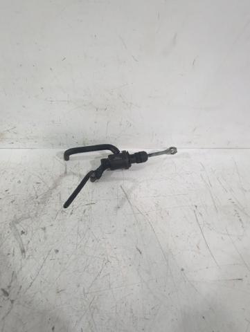 Cylinder sprzęgła główny 2381063J02000 SUZUKI