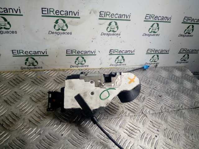 Zamek drzwi przednich lewych 24087158 PEUGEOT