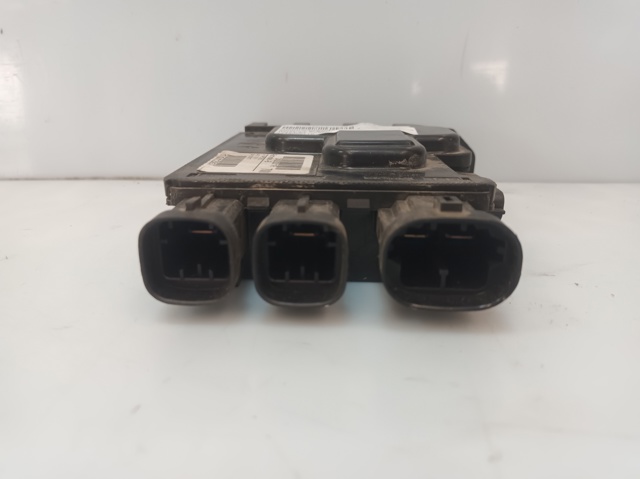 243800011R Renault (RVI)