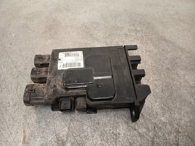 243800011R Renault (RVI)