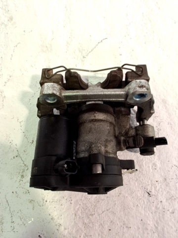Zacisk hamulcowy tylny prawy 2439127 FORD