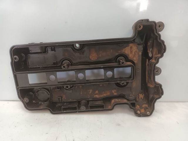 Pokrywa zaworowa 24403787 OPEL