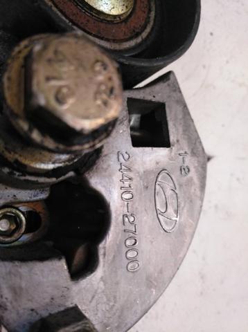 Napinacz paska rozrządu 2441027000 HYUNDAI