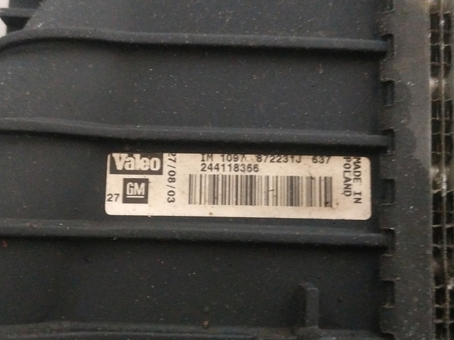 Chłodnica intercoolera 244118366 OPEL