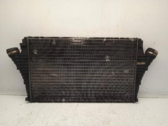 Chłodnica intercoolera 244118366 OPEL