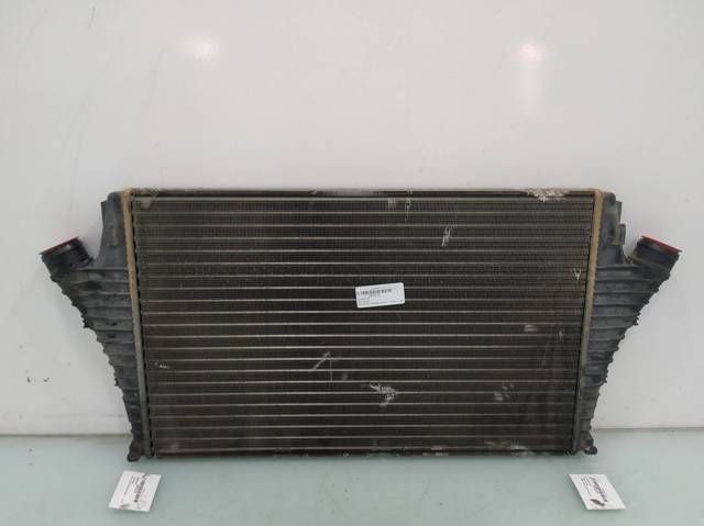 Chłodnica intercoolera 244118366 OPEL