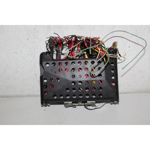 Skrzynka bezpieczników Opel Astra F69