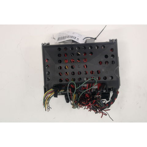 Skrzynka bezpieczników Opel Astra F69