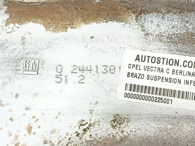 Wahacz zawieszenia przedniego dolny lewy 24413015 OPEL