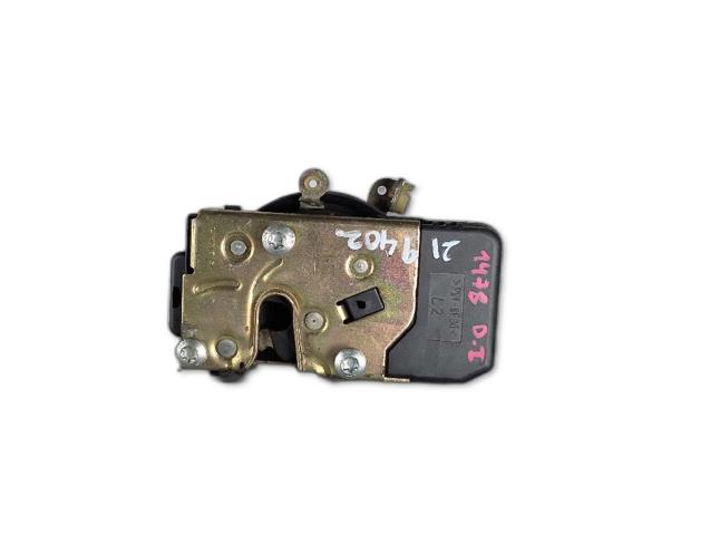 Zamek drzwi przednich lewych 24414110 OPEL