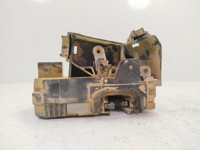 Zamek drzwi tylnych prawych 24414139 OPEL