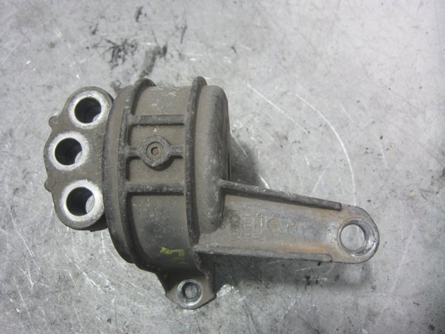 Poduszka (podpora) silnika prawa 24427298 OPEL