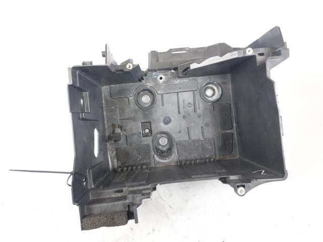 244280018R Renault (RVI)
