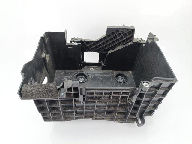 244280018R Renault (RVI)