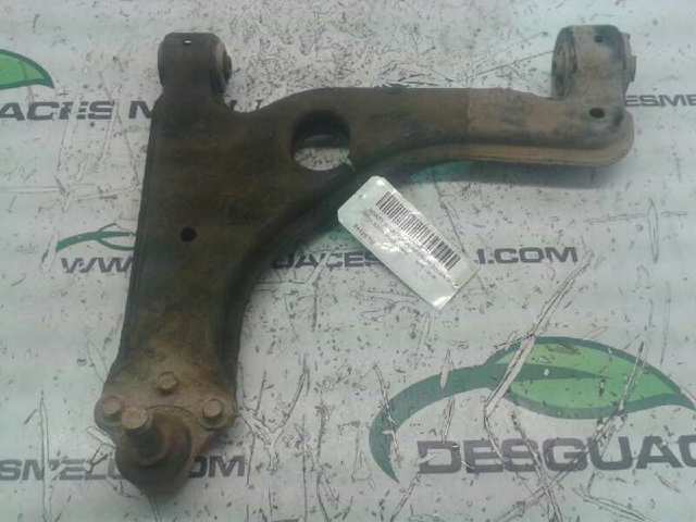 Wahacz zawieszenia przedniego dolny lewy 24428208 OPEL