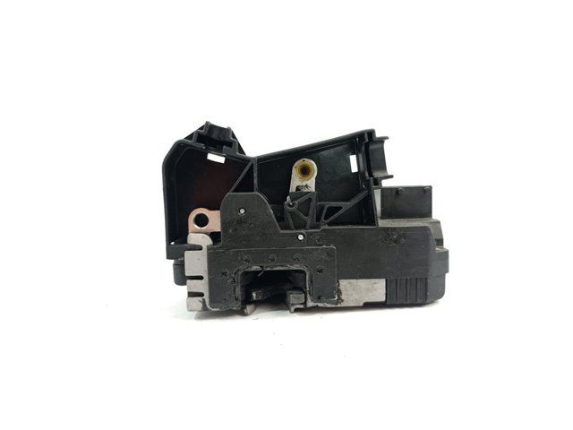 Zamek drzwi przednich prawych 24434885 OPEL