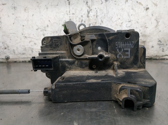 Zamek drzwi przednich lewych 24444015 OPEL