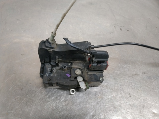 Zamek drzwi przednich lewych 24444015 OPEL