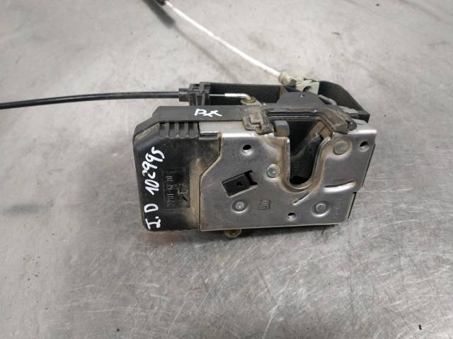 Zamek drzwi przednich lewych 24444015 OPEL